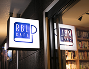 RBL CAFEの外観２